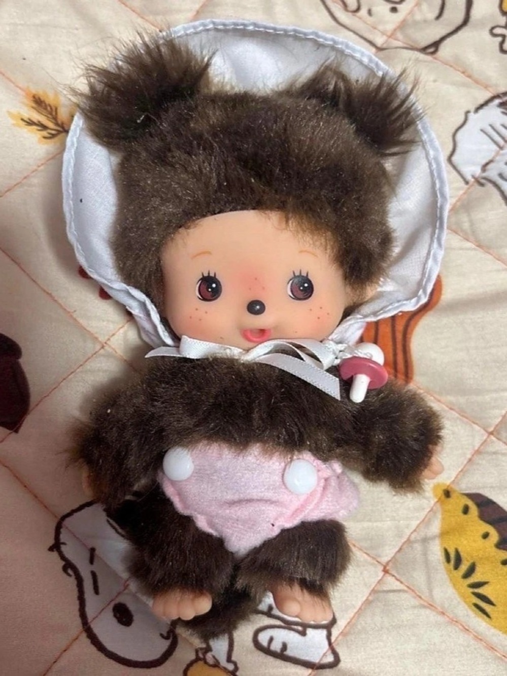 Sekiguchi Monchhichi Baby Bebe Bonnet Plush Doll Plush Doll in Brown & Pink